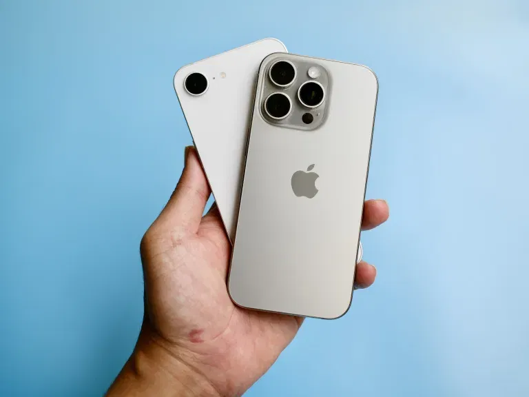 iPhone 17 Lineup to Feature High-End M14 OLED Panels