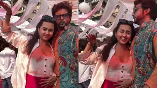 tejjsh 2 Karan Kundrra and Tejasswi Prakash Romantic Holi Celebration Sets Major Couple Goals