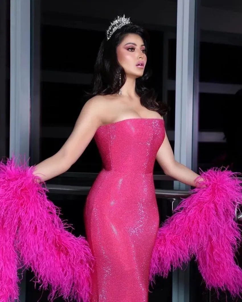 Gorgeous Urvashi Rautela Hot Photos 2025: Explore Here