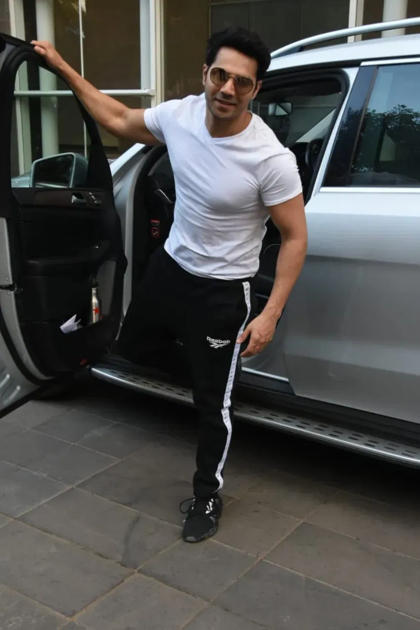 Varun Dhawan Photos