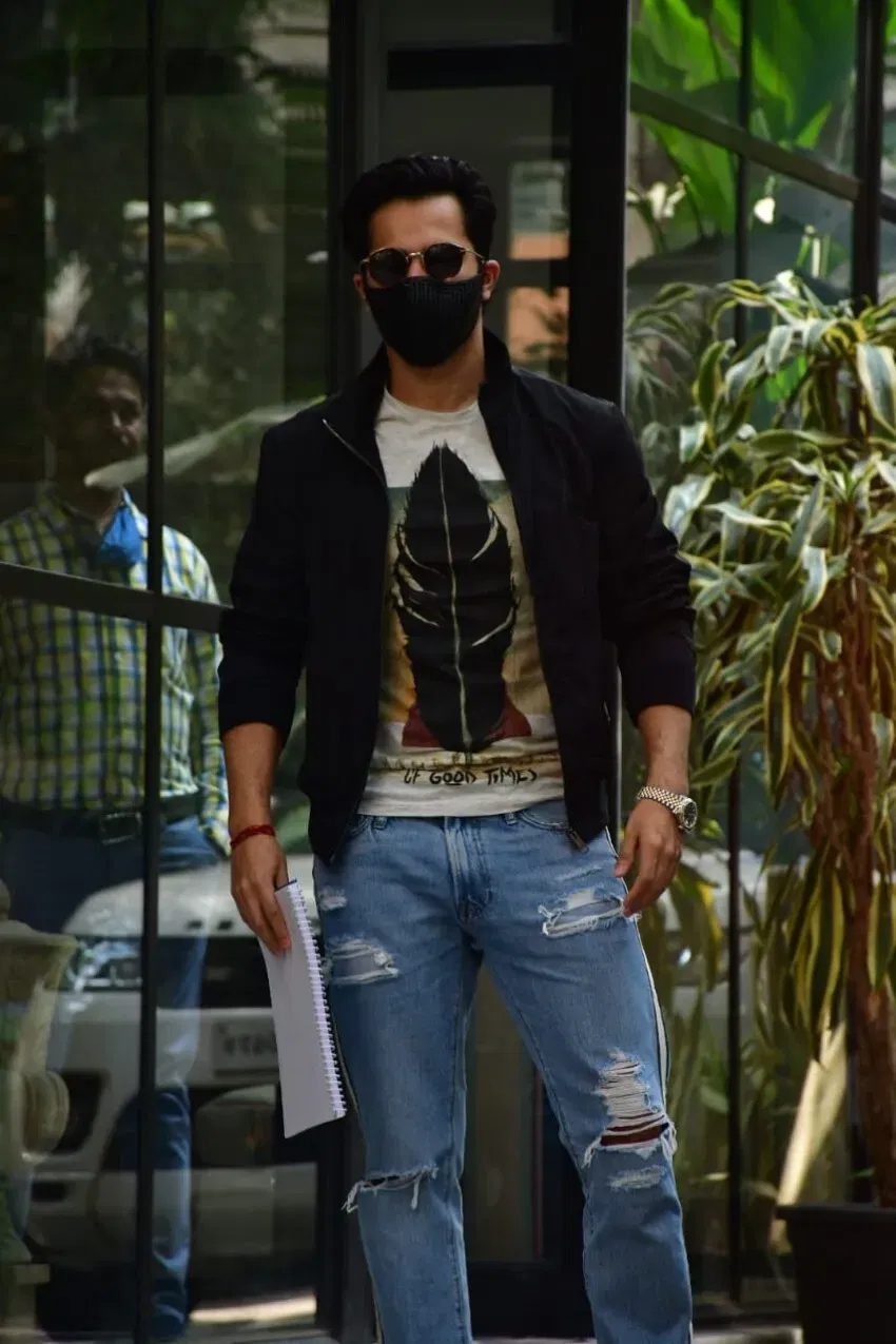 Varun Dhawan Photos