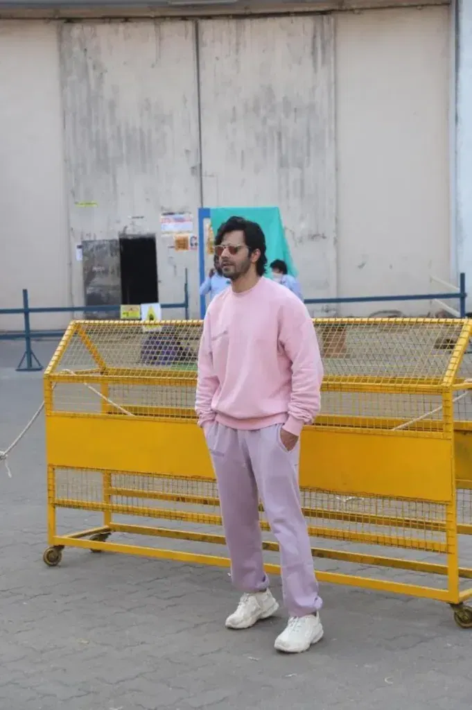 varund 7 Handsome Varun Dhawan Photos: A Cinematic Journey of Passion and Versatility