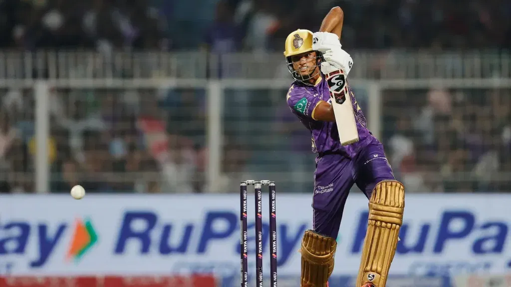 Angkrish Raghuvanshi KKR vs SRH IPL 2025: Venkatesh Iyer’s Blazing 60 Off 29 Lights Up Eden Gardens