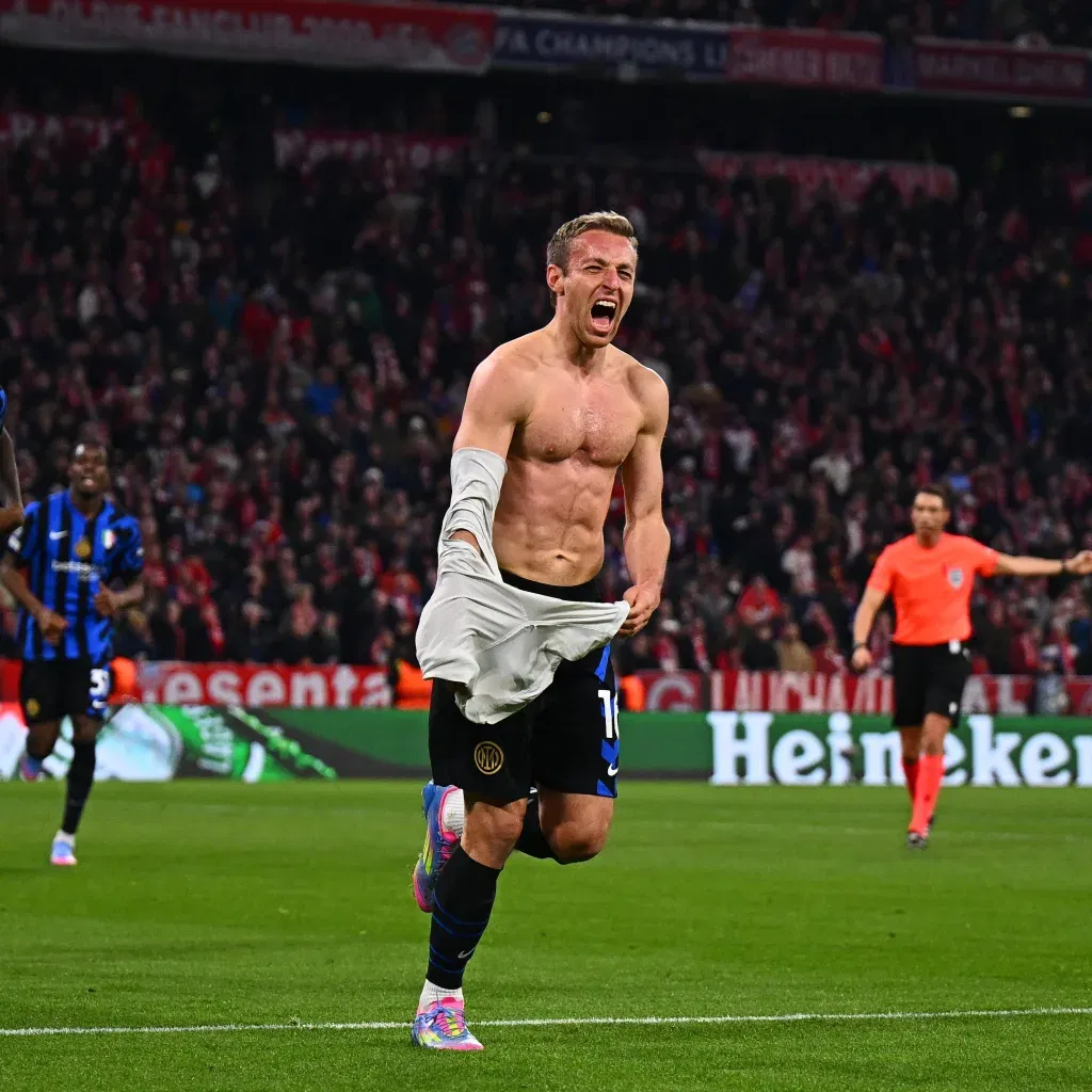 Davide Frattesi UEFA Champions League 2024-25: Frattesi's Late Strike Hands Inter Dramatic Edge Over Bayern in UCL Thriller
