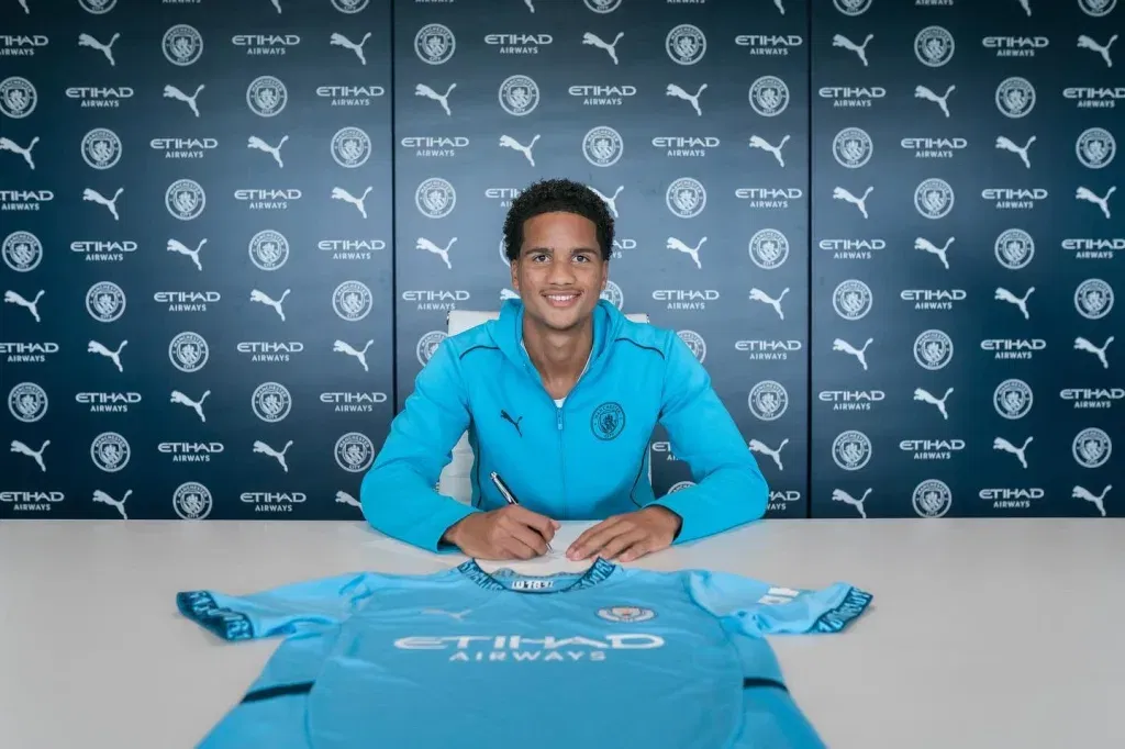 Divine Mukasa Signed With Manchester City 1 Manchester City Move to Secure Divine Mukasa Amid Renewed Interest from Bayern and Ajax