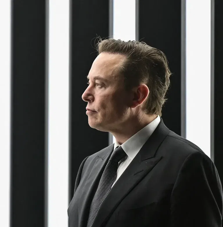 Elon Musk’s Popularity Drops Amid Controversial Actions and Politics