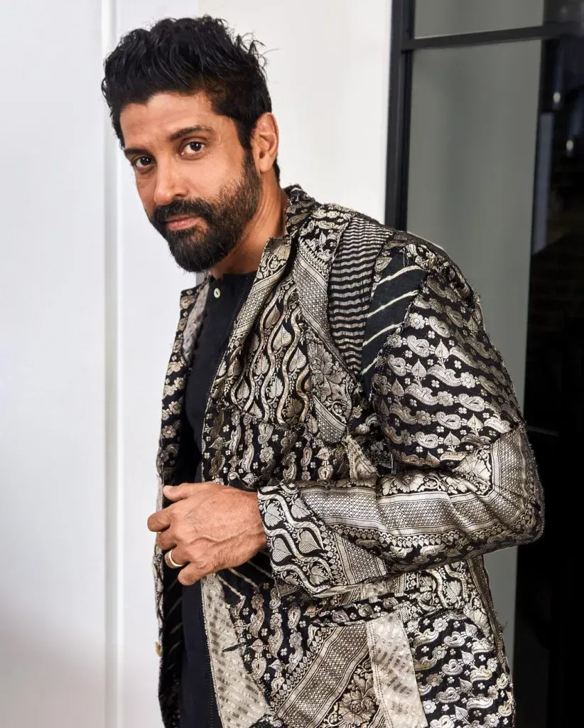 Farhan Akhtar Kriti Sanon Likely to Join Ranveer Singh in Don 3 as Farhan Akhtar Prepares for Grand Comeback