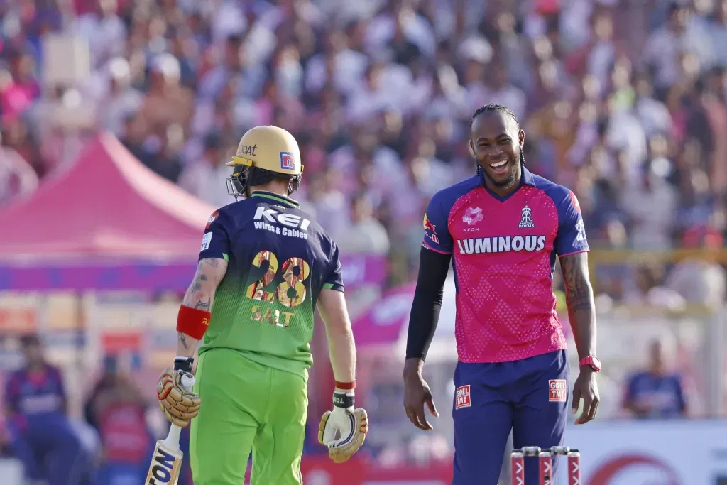 Jofra Archer 2 IPL 2025: RCB Stay Unbeaten on the Road as Salt, Kohli Dismantle Royals