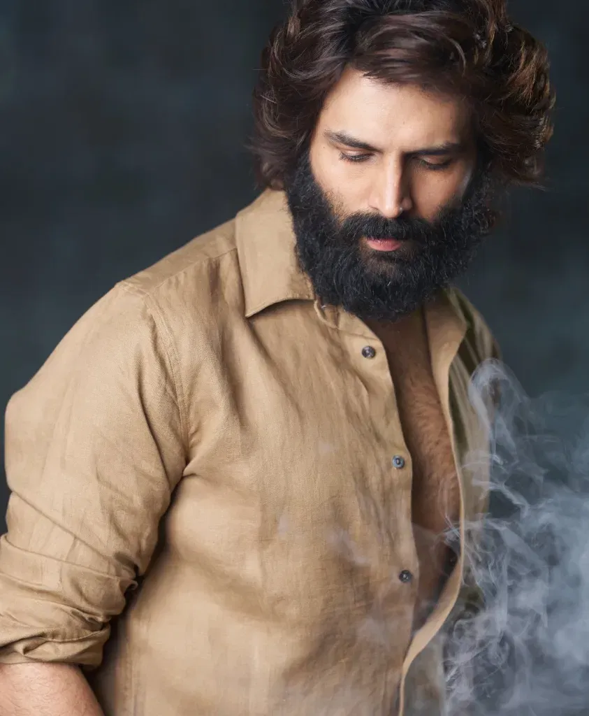 Kartik Aaryan 1 Kartik Aaryan Turns Serpent Superhero in Karan Johar’s Wildly Imaginative ‘Naagzilla’