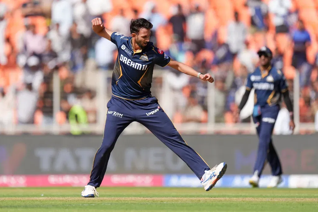 Prasidh Krishna 2 IPL 2025: KKR vs GT - Preview, Prediction, Starting XI and Where To Watch The Match LIVE