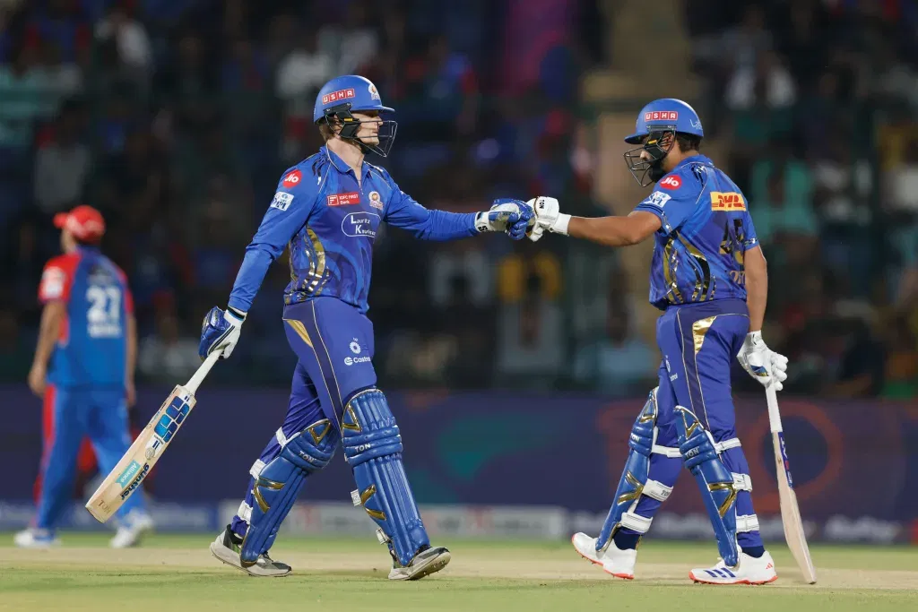 Ryan Rickelton and Rohit Sharma IPL 2025: Nair's Stunning 89 Goes in Vain as Mumbai Indians Defeat Delhi Capitals by 12 Runs in A Thriller