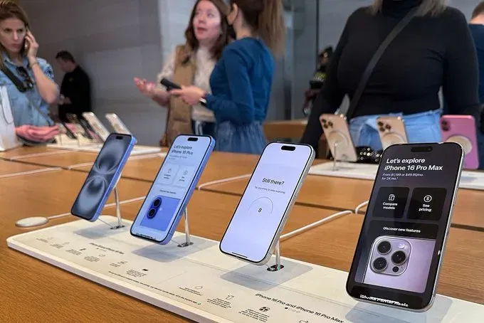 iPhone 17 Air Leak