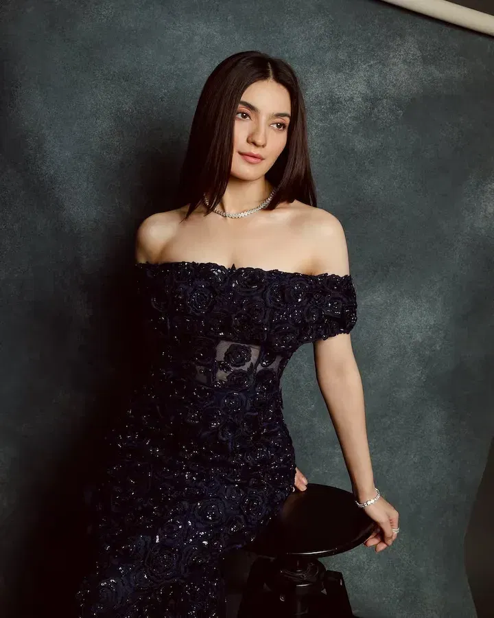 image 1084 Pratibha Ranta: Redefining Elegance in a Midnight Blue Masterpiece