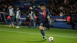 image 1133 EA FC25 RTTF De Jong vs Lee Kang-In: The Ultimate Champions League SBC Showdown