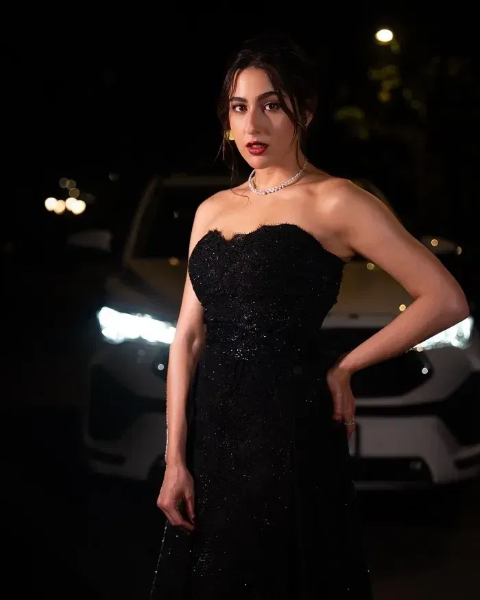 image 782 Sara Ali Khan Redefines Elegance: The Black Gown That Stole the Night