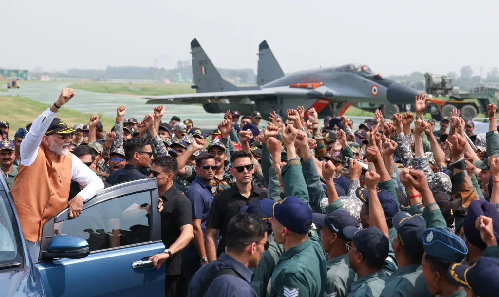 PM Modi’s Powerful Visit to Adampur Airbase Silences Pakistan’s False Claims on S-400 Missile System