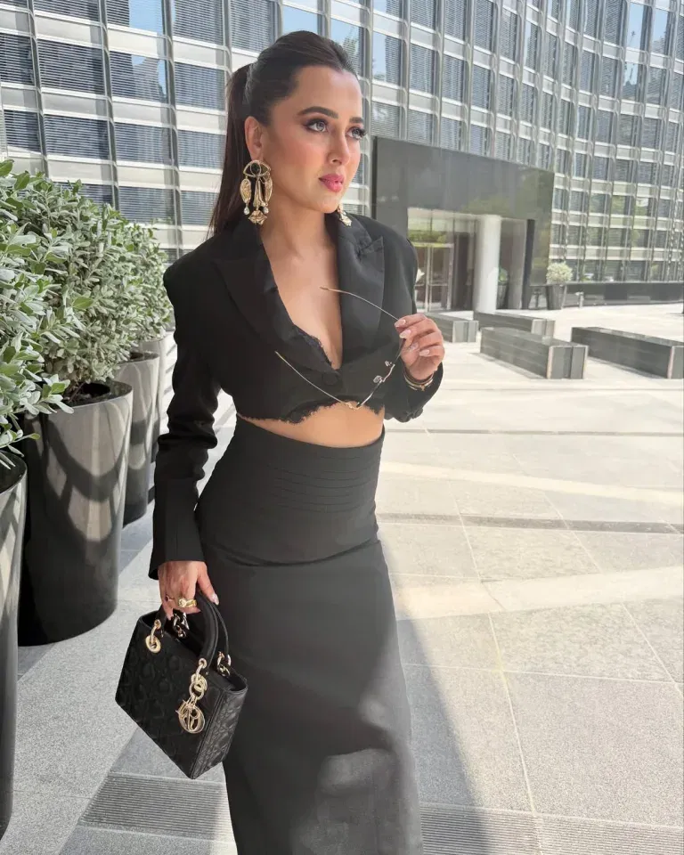 Tejasswi Prakash: Redefining Glamour with Effortless Elegance