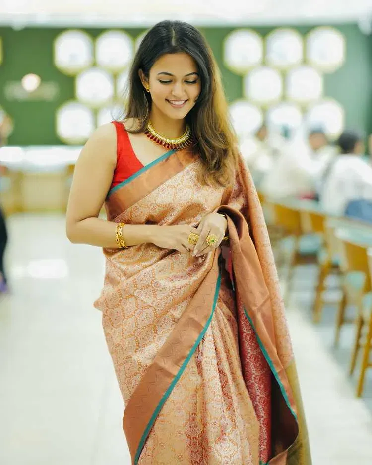 Aparna Das Style Evolution: From Debutante to Fashion Icon