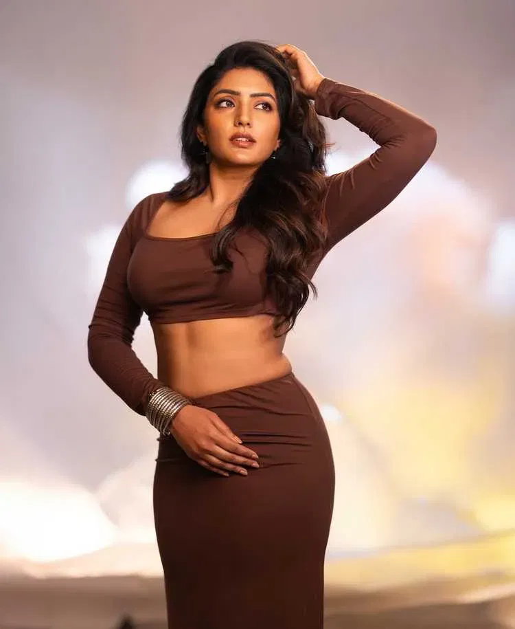 Eesha Rebba Latest Photoshoot: A Captivating Gallery Showcasing the Actress’s Glamorous New Look