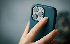 iPhone 17 Pro Max में होगी 12GB रैम! क्या Samsung इसका मुख्य आपूर्तिकर्ता है?