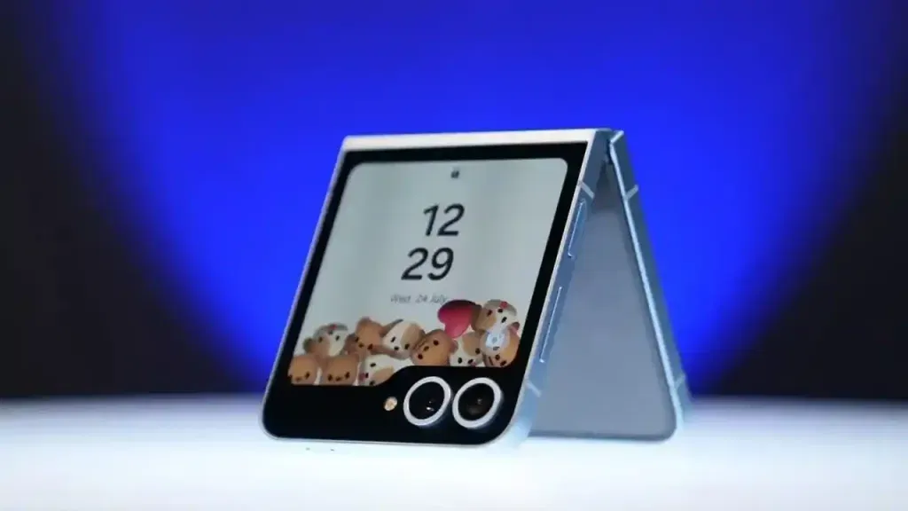 Galaxy z flip 7 3