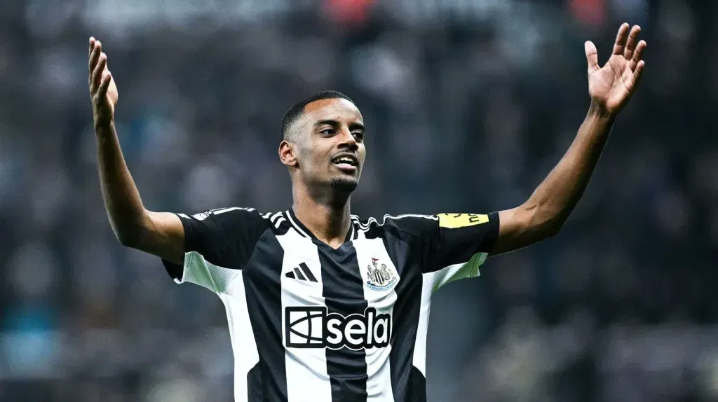 Alexander isak to stay