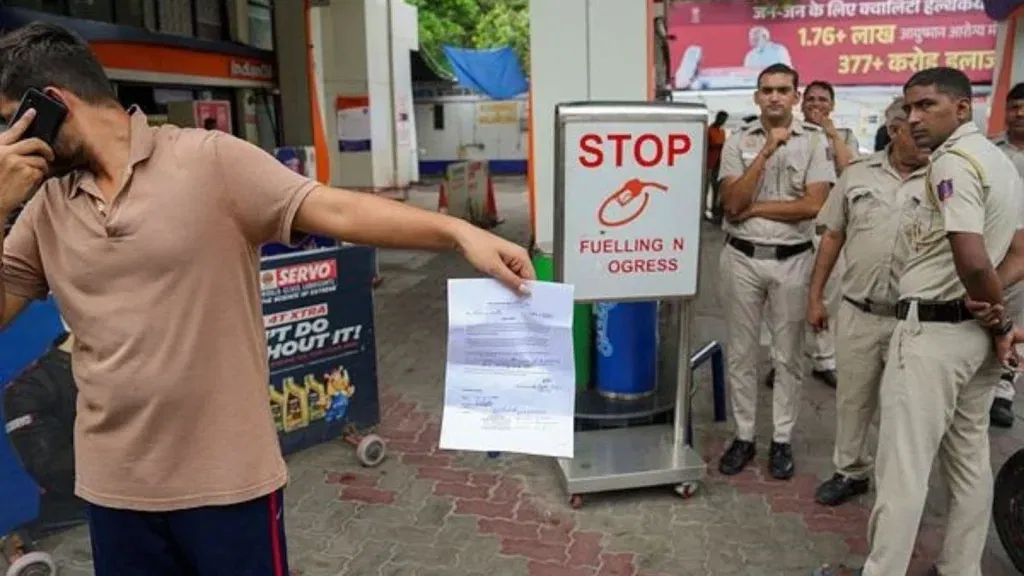 Delhi fuel ban 3