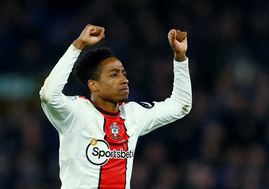Kyle Walker-Peters Completes West Ham Medical