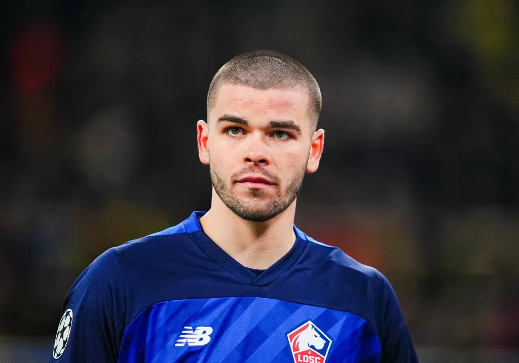 Lucas Chevalier Set for Parc des Princes Move as PSG Near Verbal Agreement with Lille