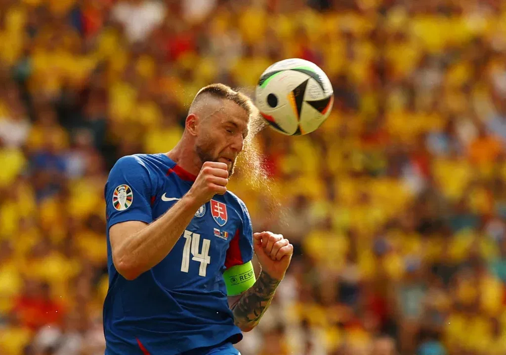 Fenerbahçe Pushes for Permanent Milan Škriniar Deal from PSG After Successful Loan