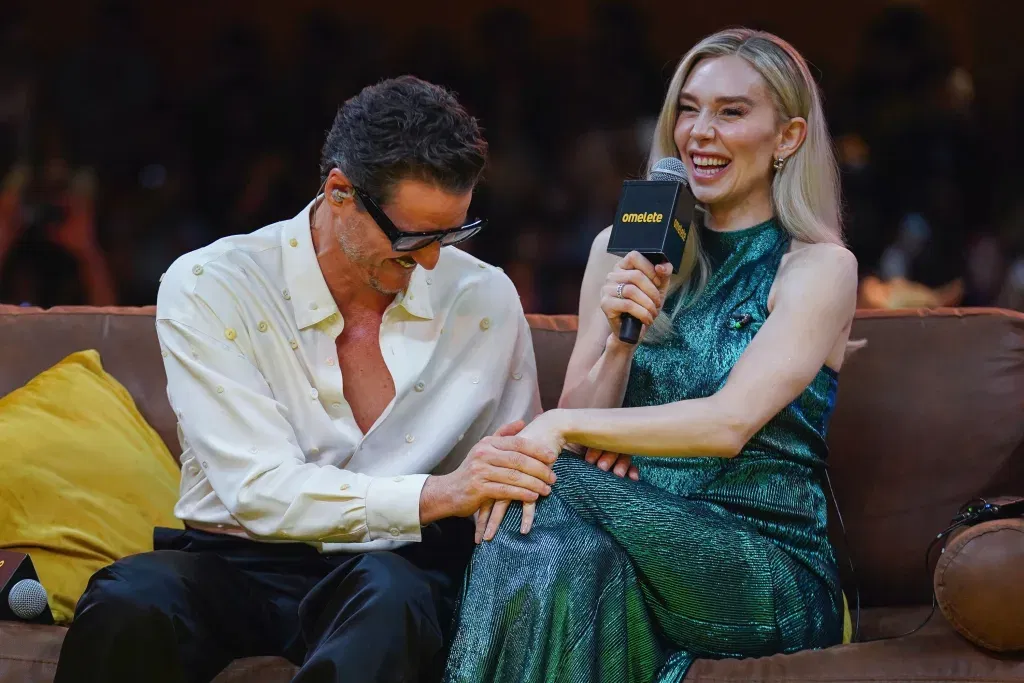 Pedro pascal and vanessa kirby