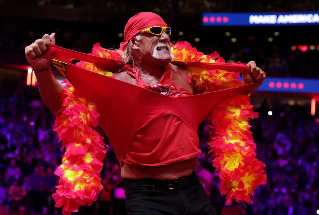 Wwe hall of famer hulk hogan passes away at 71