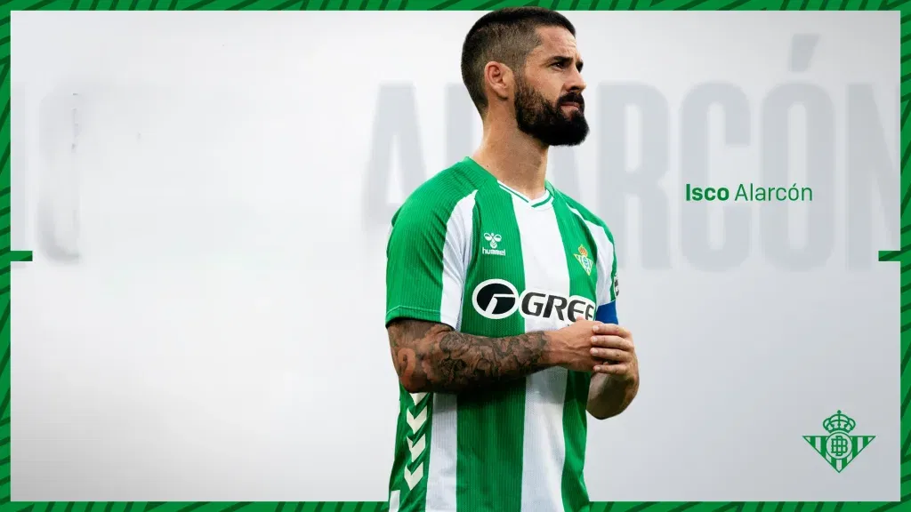 Real Betis' Isco injured