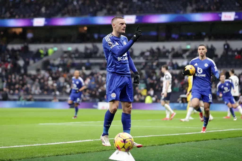 Jamie vardy to join cremonese