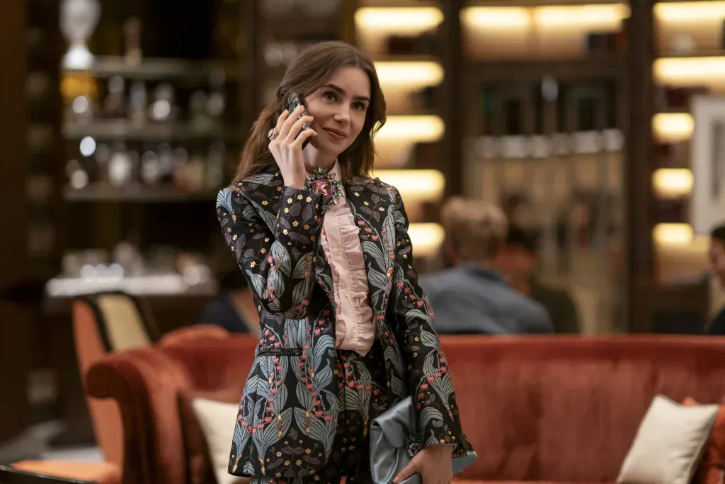 Lily collins in emily in paris season 5