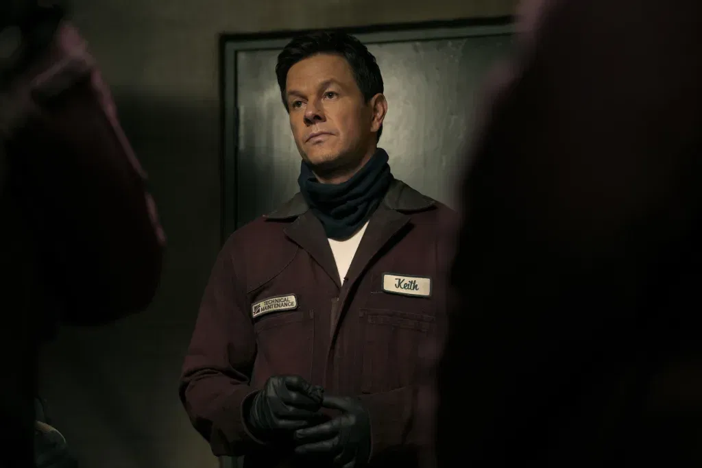 Mark wahlberg in play dirty