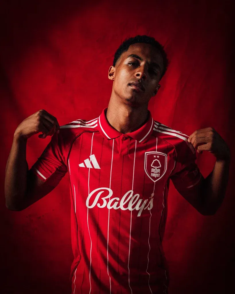 Omari hutchinson join forest