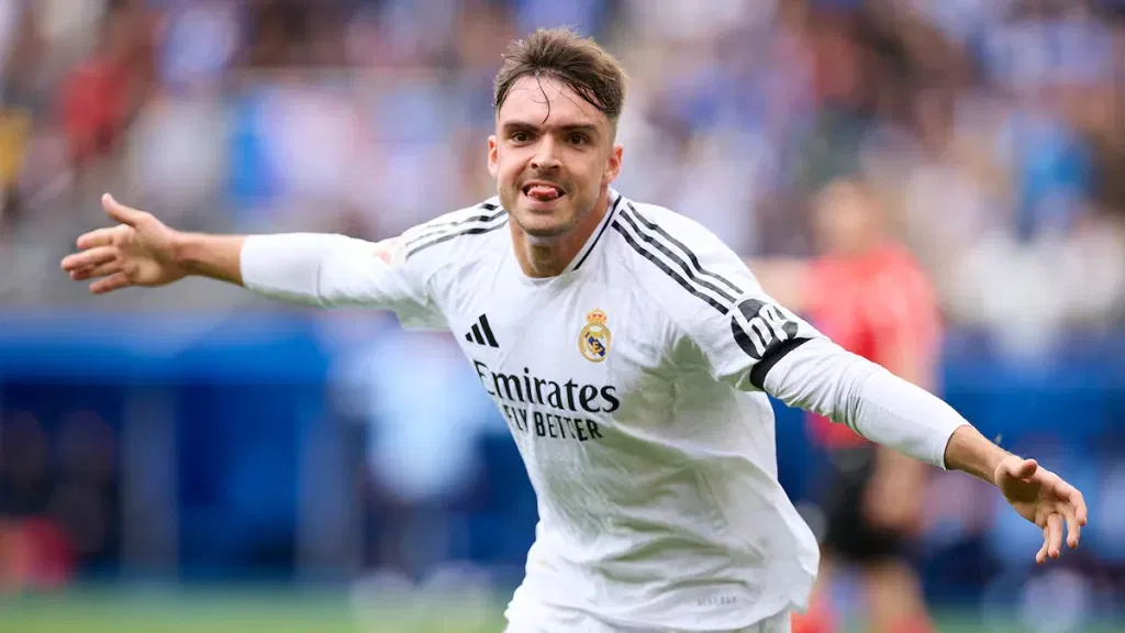 Real madrid defender raul asencio