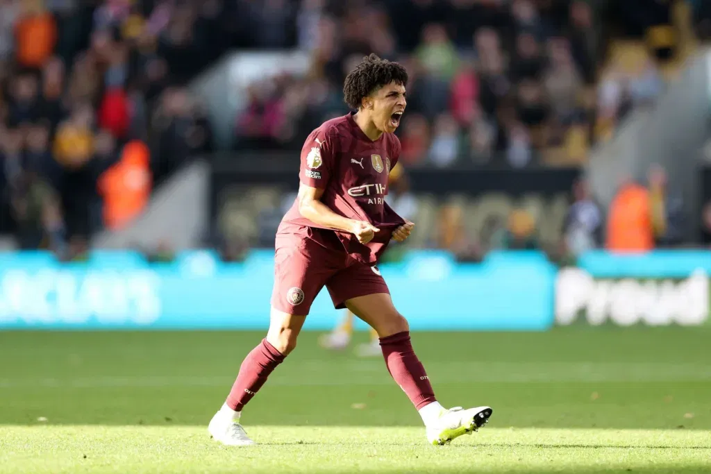 Rico lewis extends contract with city