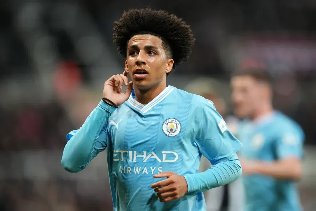 Rico lewis stays at city until 2030
