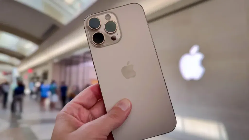 Iphone 16 and 17 1