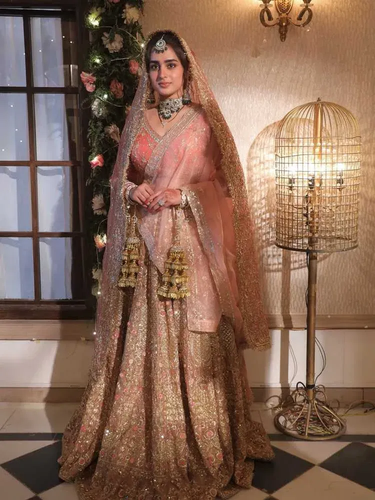 Ayesha Khan