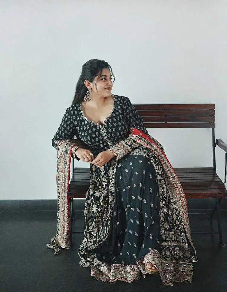 Nivetha Thomas