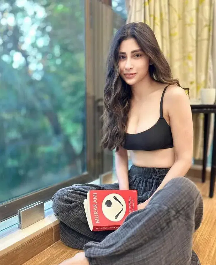 Mouni Roy