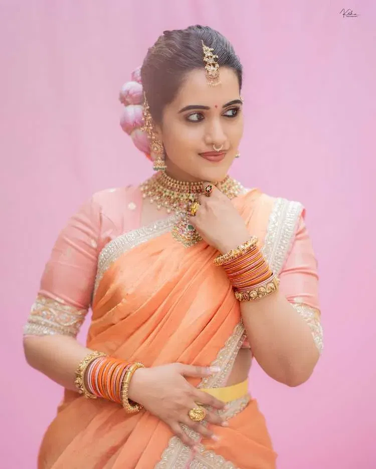 Sravanthi Chokkarapu