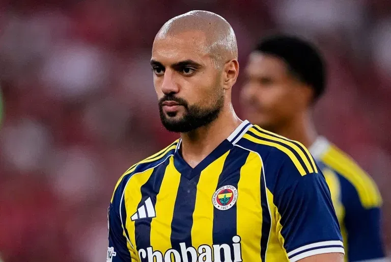 Official: Sofyan Amrabat Joins Real Betis on Deadline Day Loan Without Buy Option