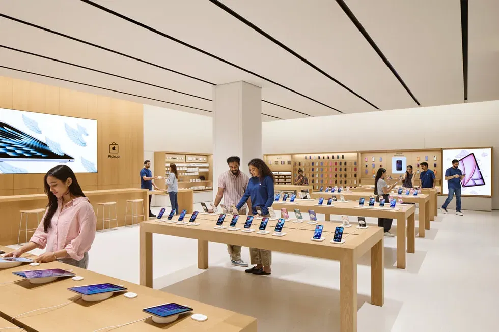 Apple 