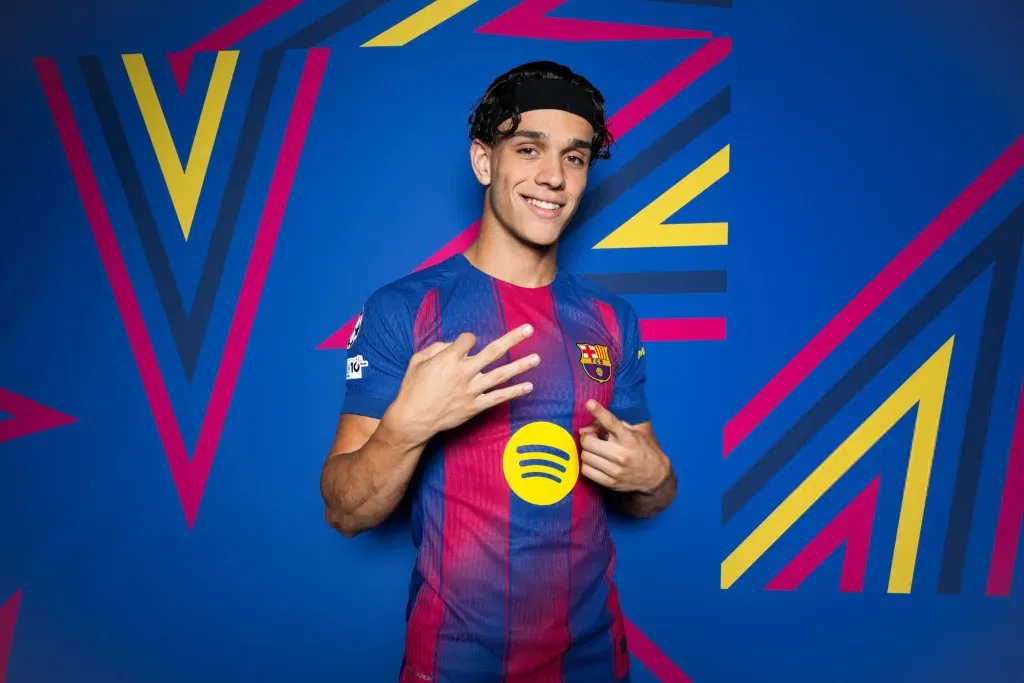 Hector fort to join elche from barcelona