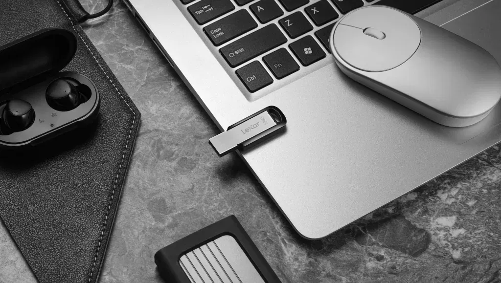 Jumpdrive m400 3