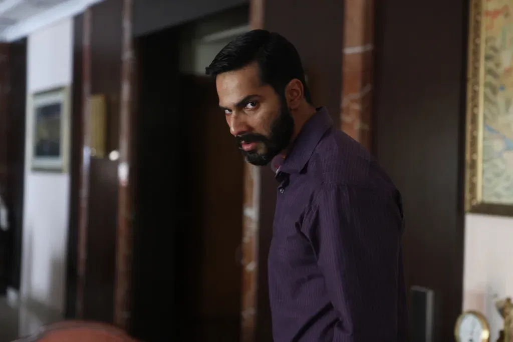 Varun dhawan in badlapur